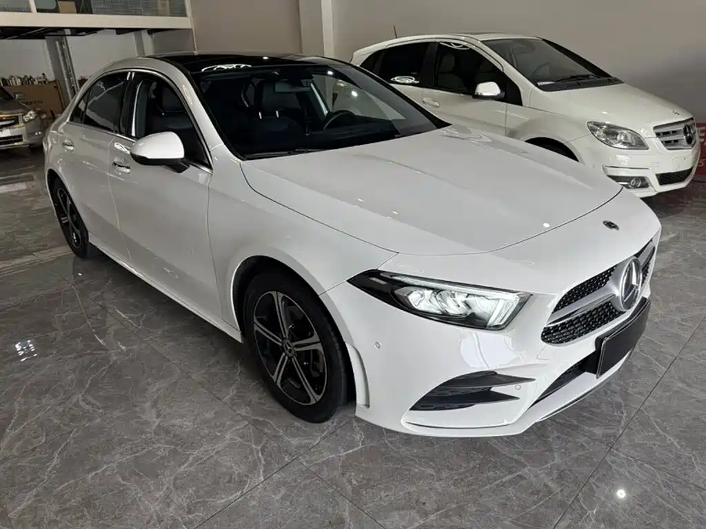 Mercedes-Benz A-Class — фото 17