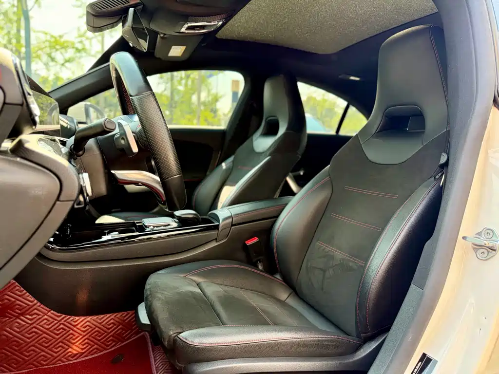 Mercedes-Benz CLA (Import) — фото 14