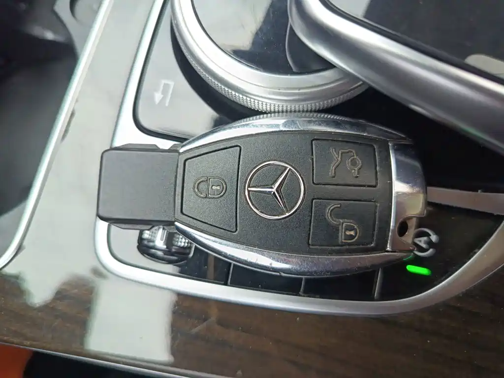 Mercedes-Benz GLC — фото 17