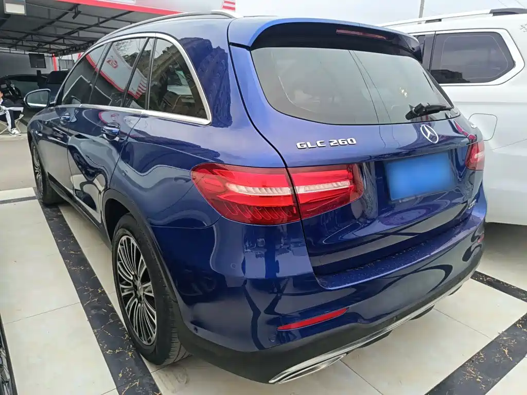 Mercedes-Benz GLC — фото 23