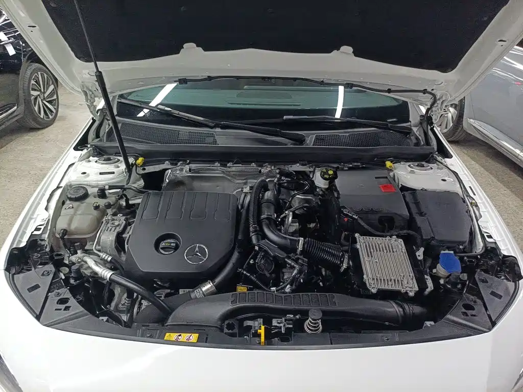 Mercedes-Benz A-Class — фото 15