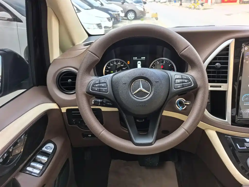 Mercedes-Benz Vito — фото 8