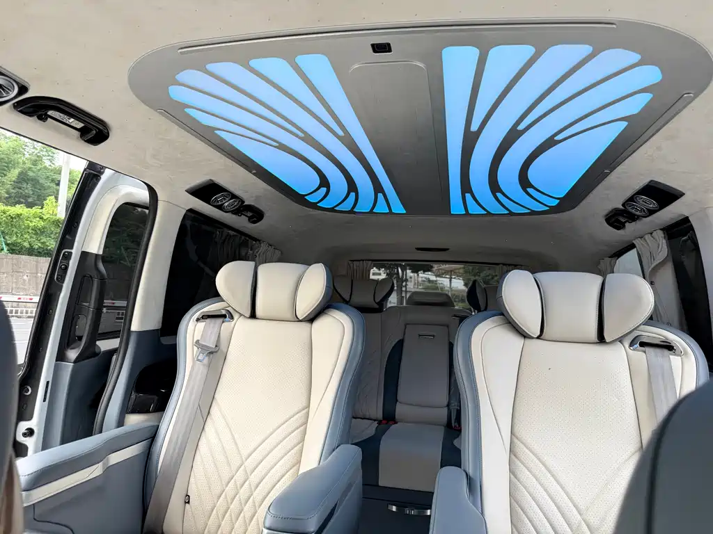 Mercedes-Benz Vito — фото 9
