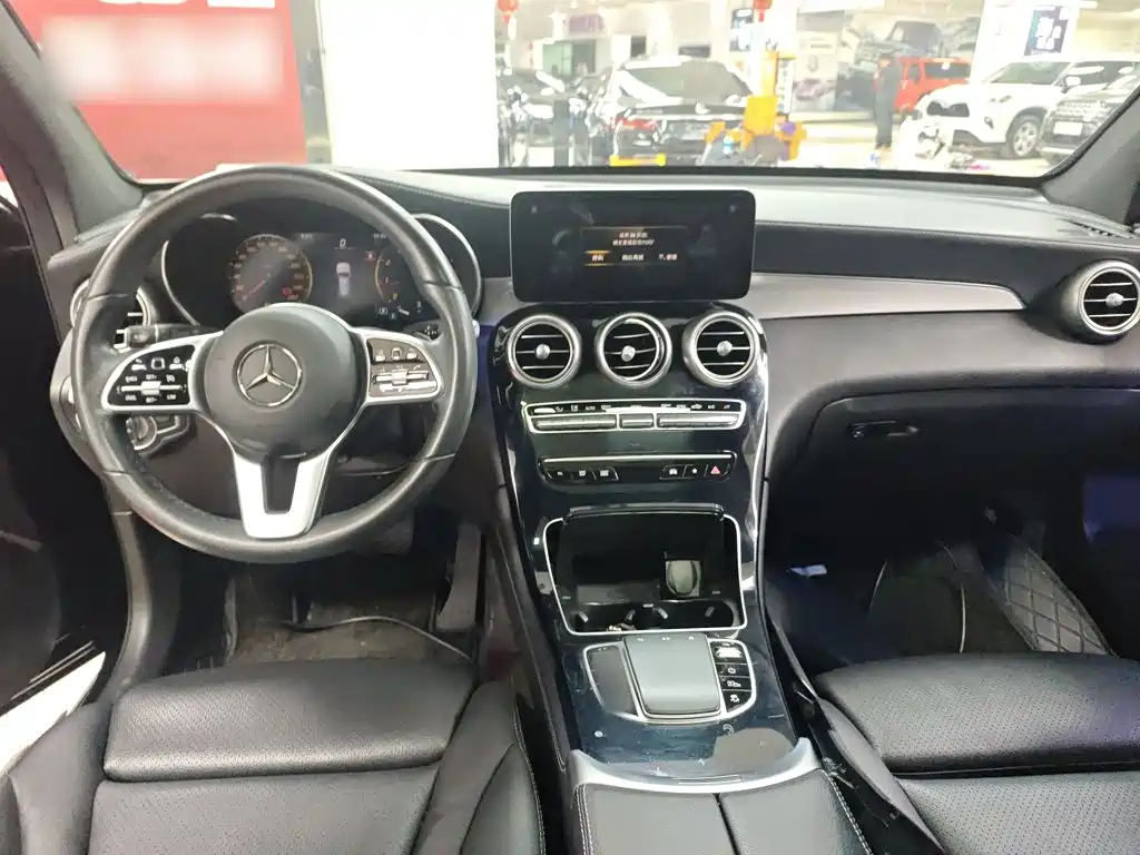 Mercedes-Benz GLC — фото 10
