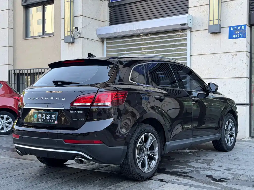 Borgward BX7 — фото 10