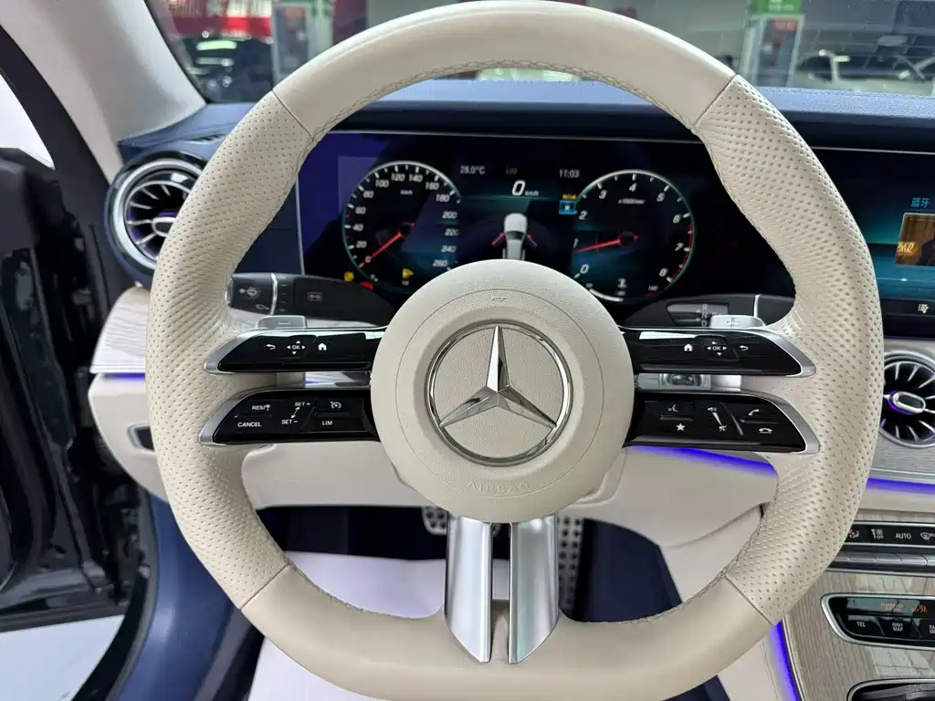 Mercedes-Benz E-Class (Import) — фото 2