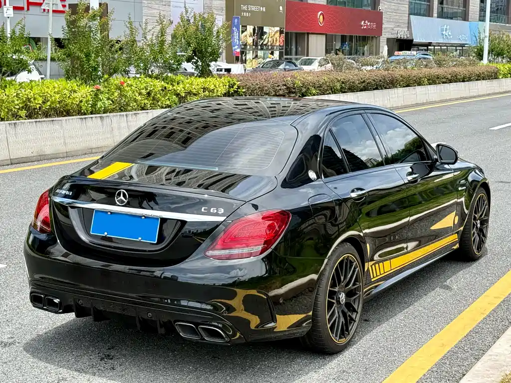Mercedes-Benz C-Class AMG — фото 15