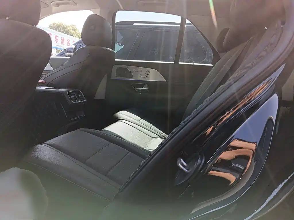 Mercedes-Benz GLE (Import) — фото 17