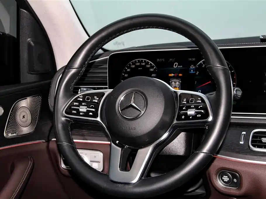 Mercedes-Benz GLE (Import) — фото 15