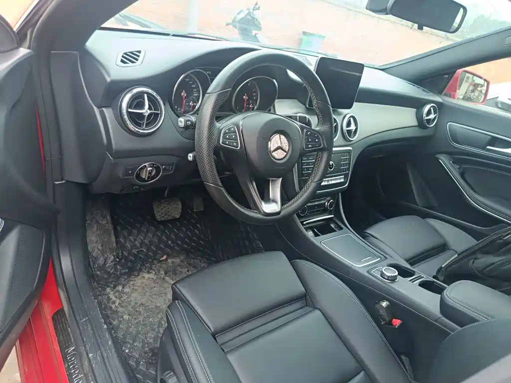 Mercedes-Benz CLA (Import) — фото 6