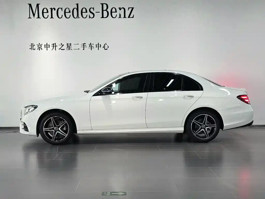Mercedes-Benz E-Class (Import) — фото 2
