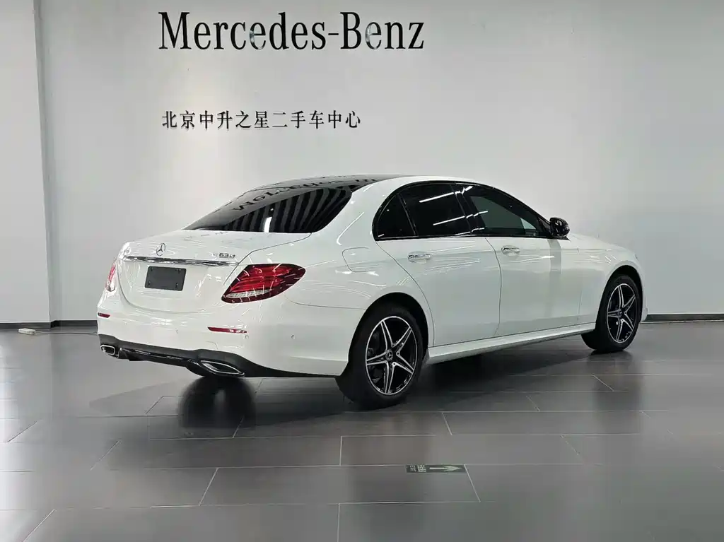 Mercedes-Benz E-Class (Import) — фото 3