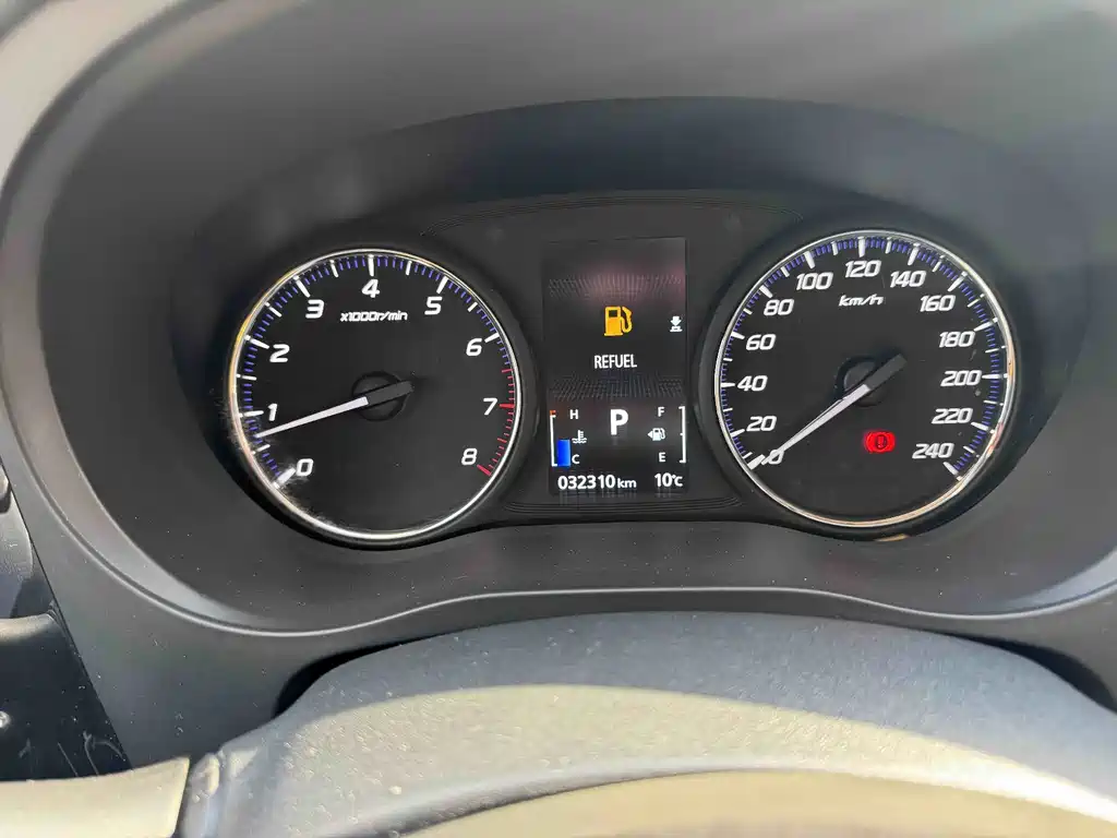 Mitsubishi Outlander — фото 15