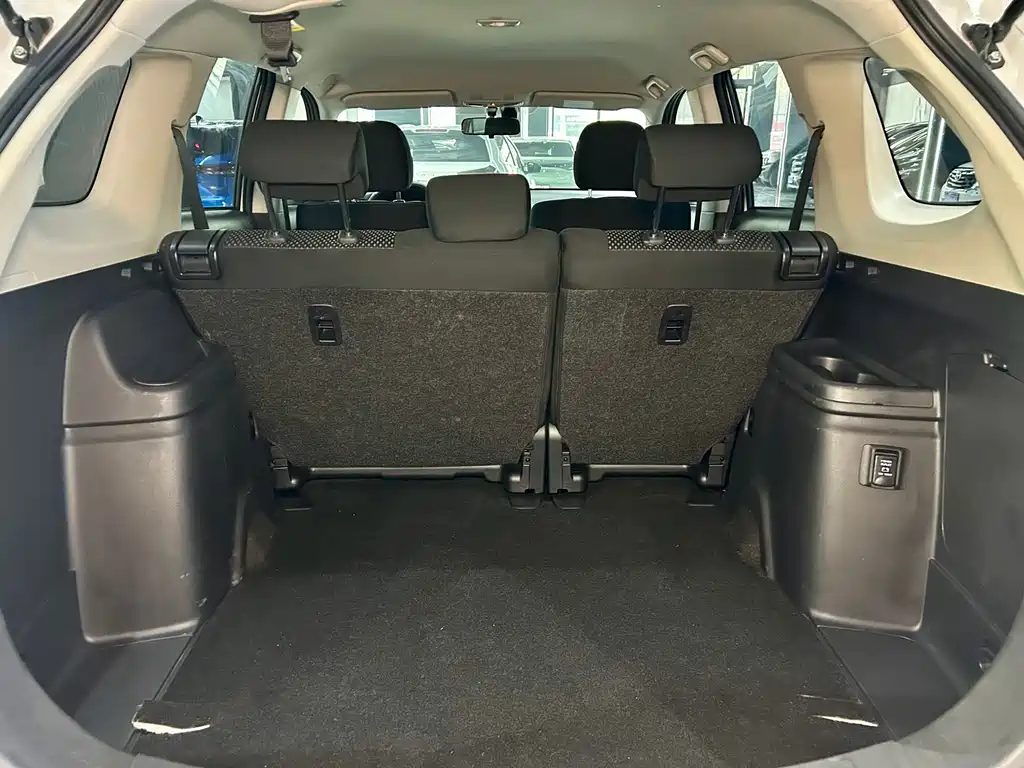 Mitsubishi Outlander — фото 28