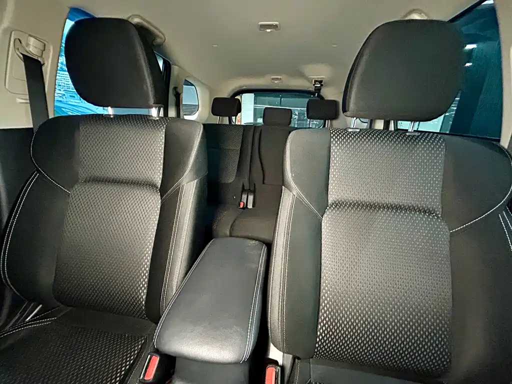 Mitsubishi Outlander — фото 10