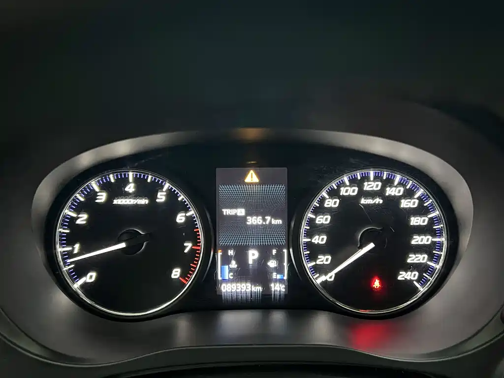 Mitsubishi Outlander — фото 11