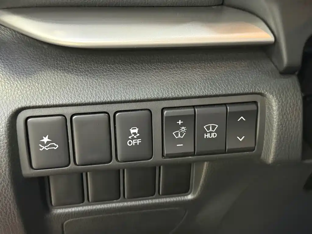 Mitsubishi Eclipse Cross — фото 13