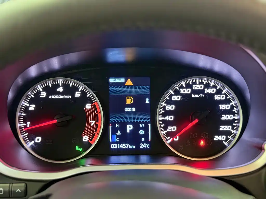 Mitsubishi Eclipse Cross — фото 8
