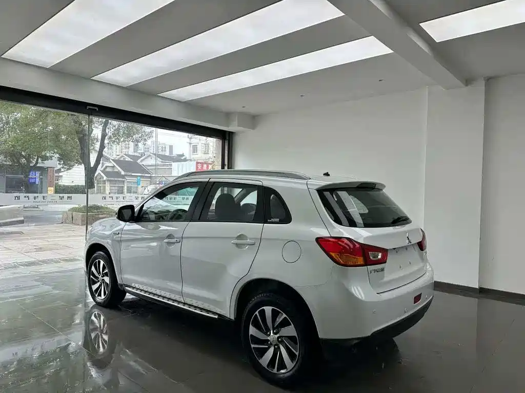 Mitsubishi ASX — фото 7