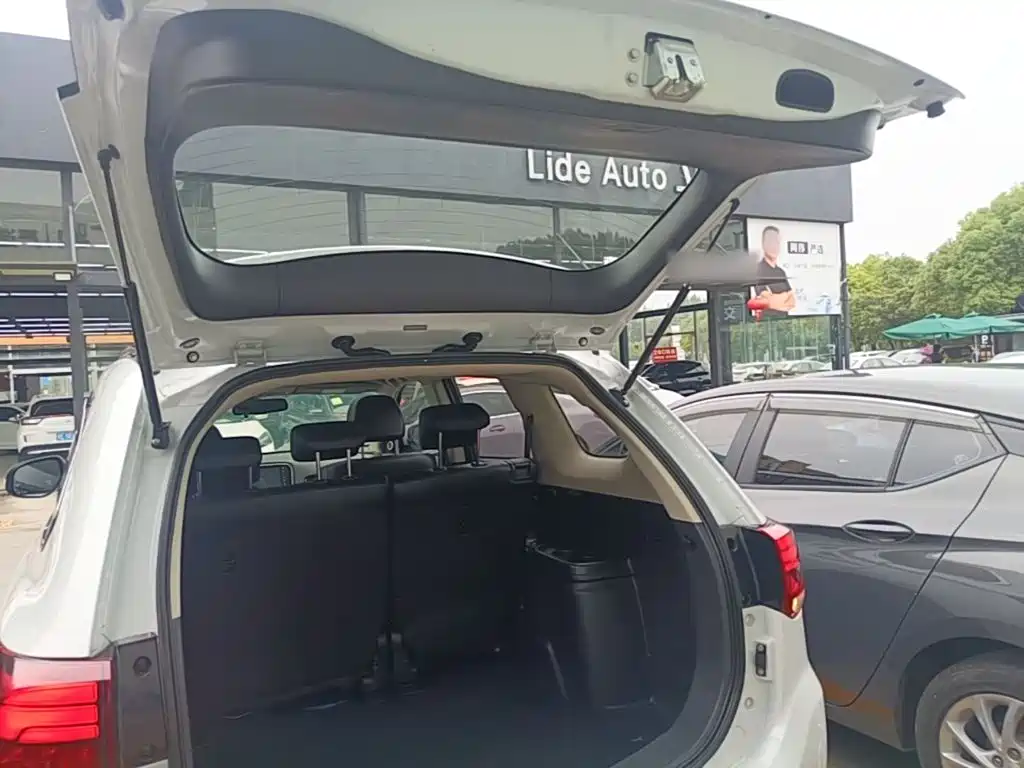 Mitsubishi Outlander — фото 19
