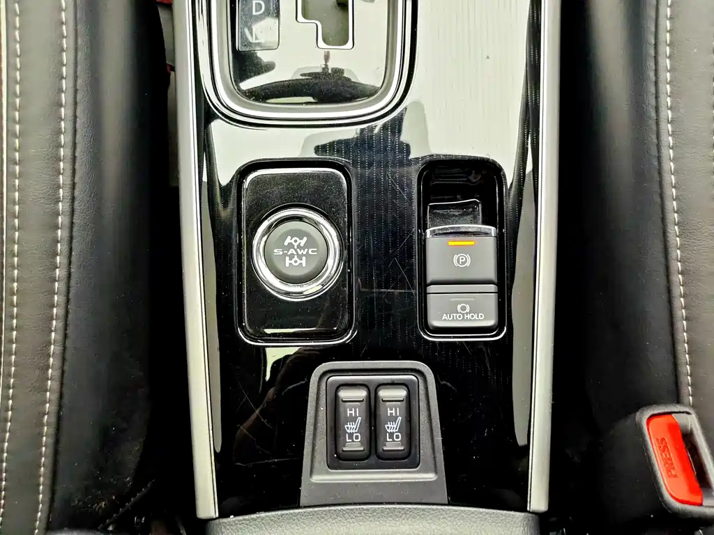 Mitsubishi Outlander — фото 13
