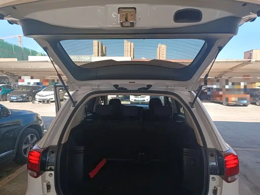 Mitsubishi Outlander — фото 19