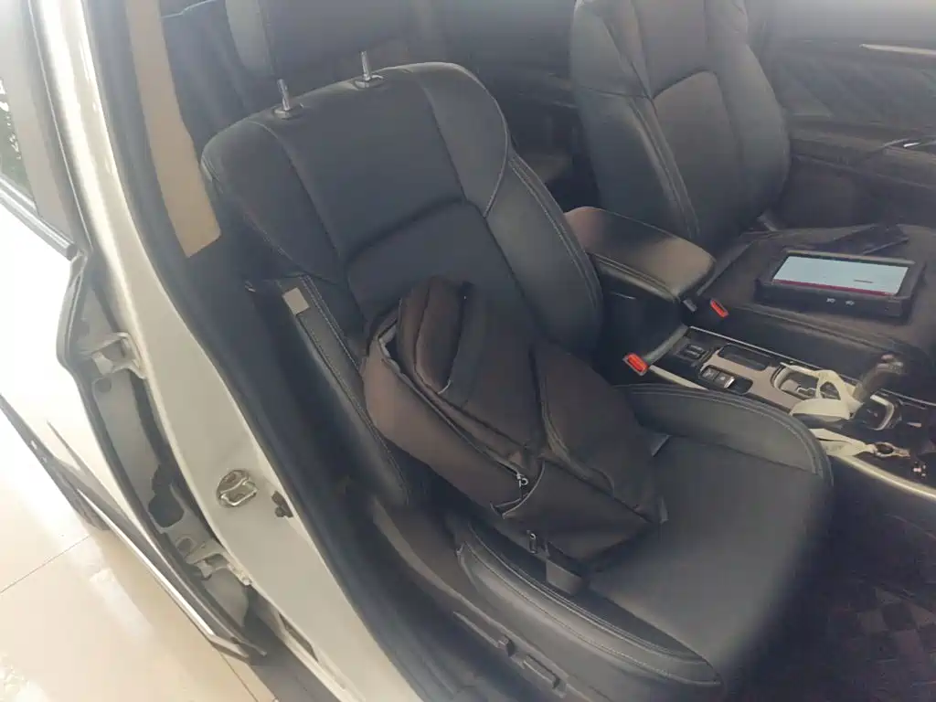 Mitsubishi Outlander — фото 20