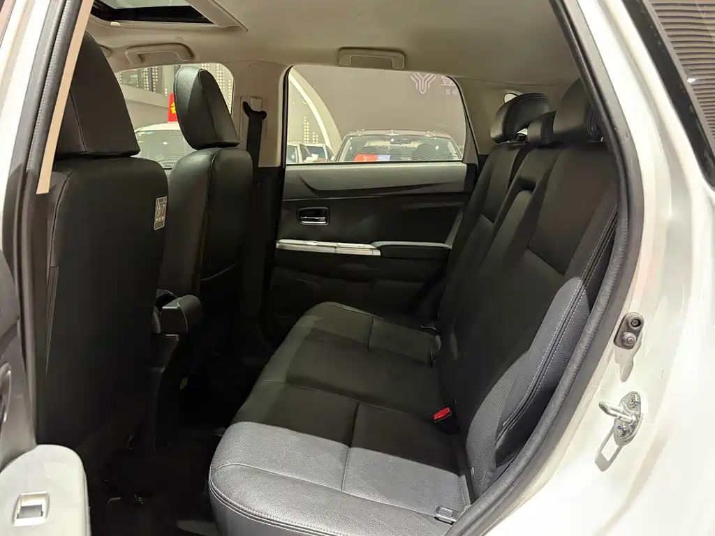 Mitsubishi ASX — фото 5