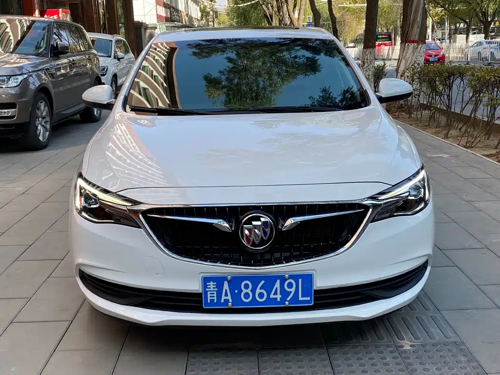Buick Excelle — фото 2