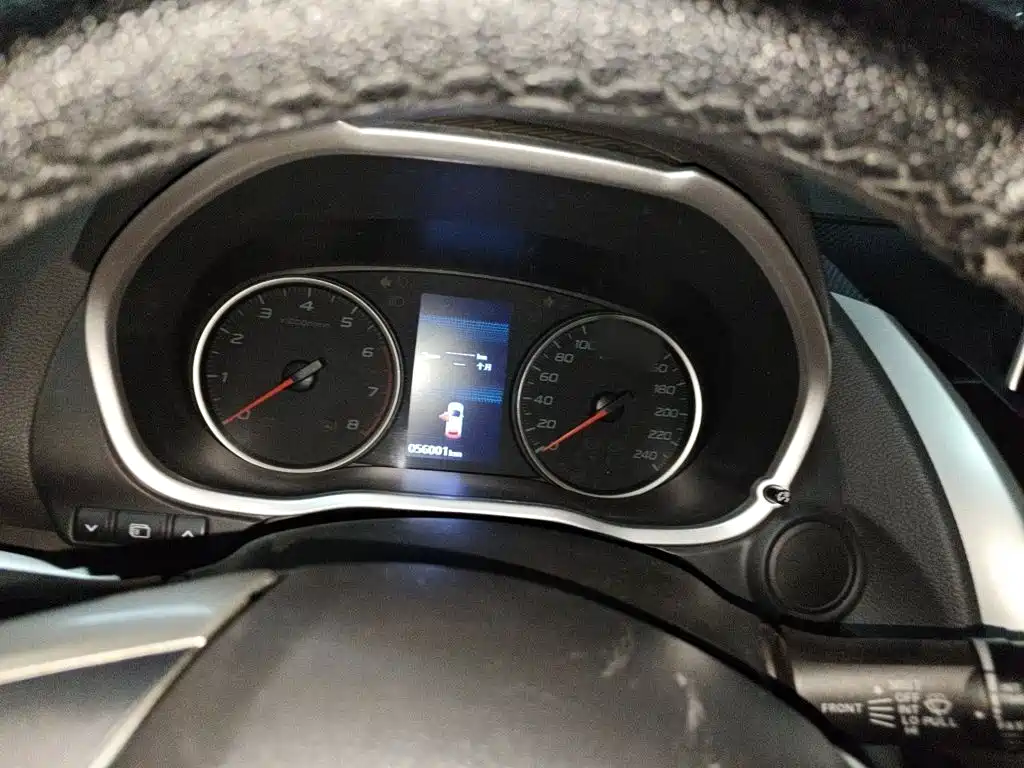 Mitsubishi Eclipse Cross — фото 4