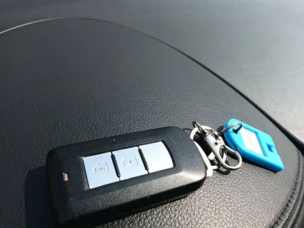 Mitsubishi Outlander — фото 17