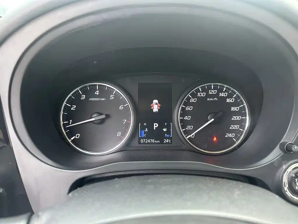 Mitsubishi Outlander — фото 17