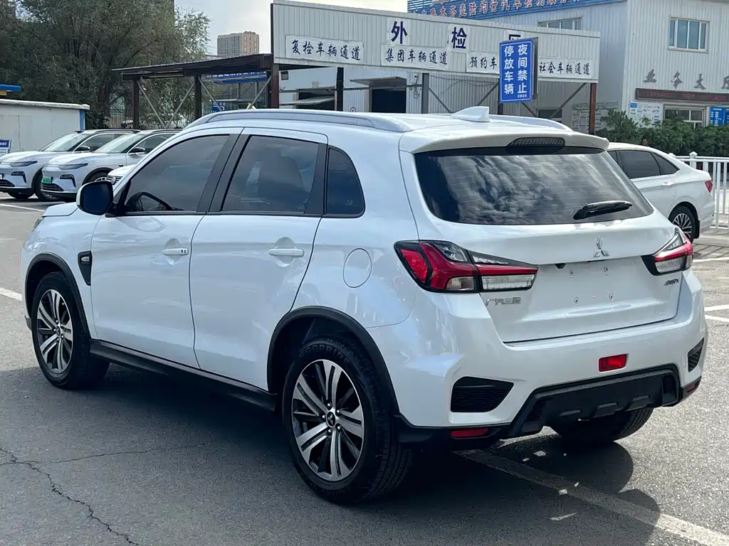 Mitsubishi ASX — фото 7