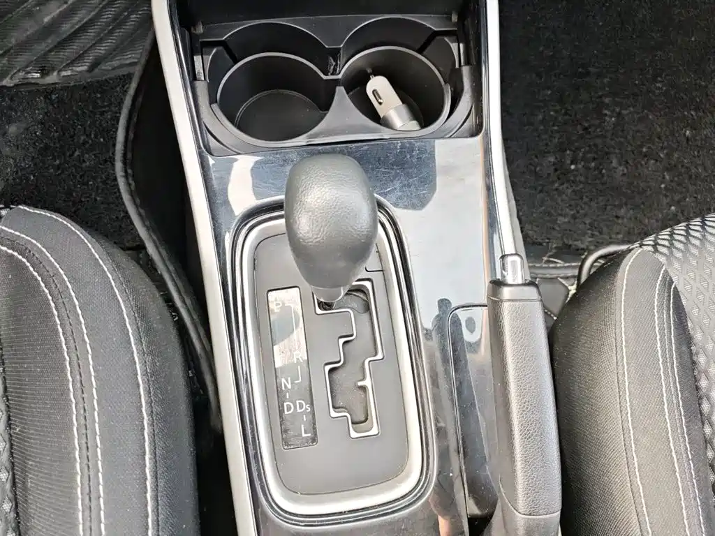 Mitsubishi Outlander — фото 10