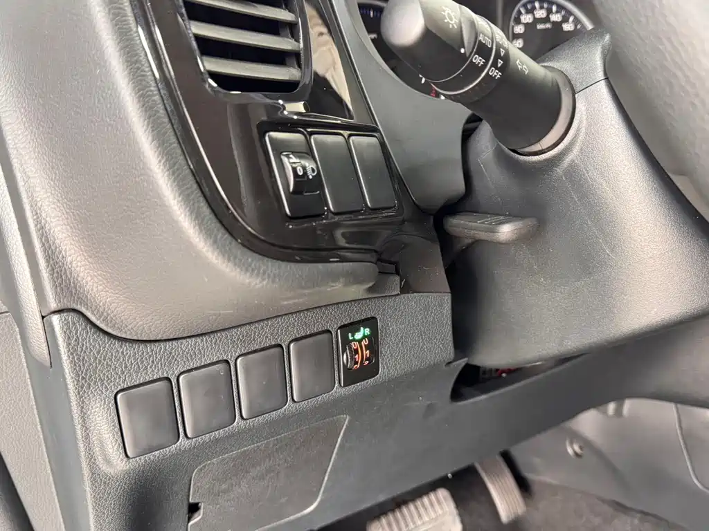 Mitsubishi Outlander — фото 9