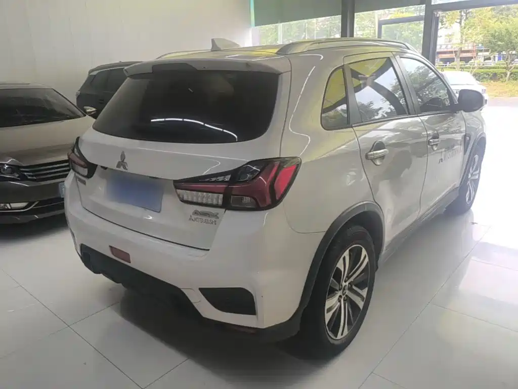 Mitsubishi ASX — фото 7