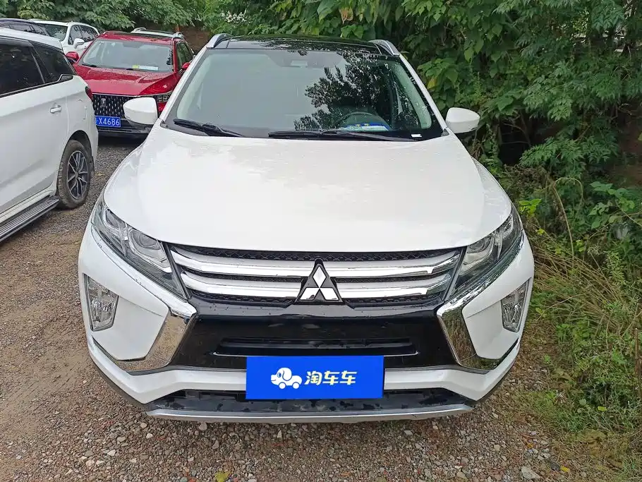 Mitsubishi Eclipse Cross — фото 2