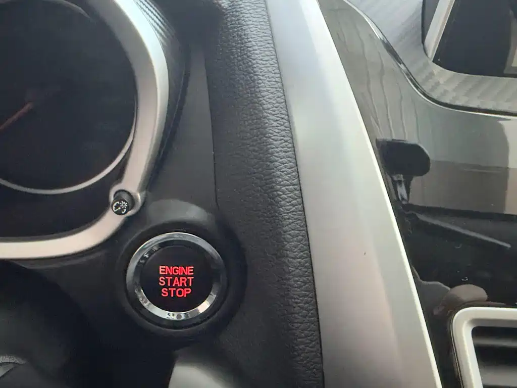 Mitsubishi Eclipse Cross — фото 15