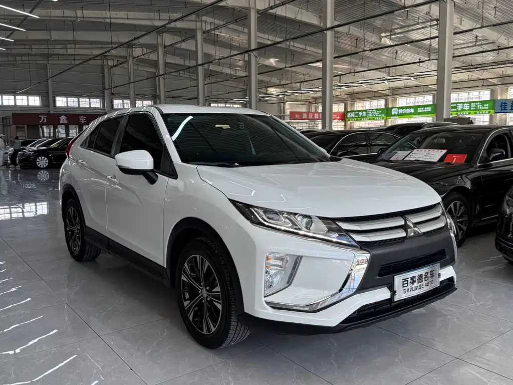 Mitsubishi Eclipse Cross — фото 3