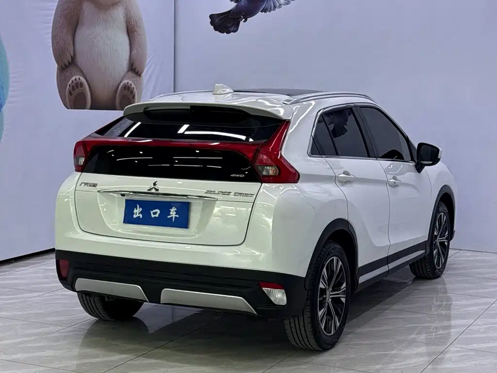 Mitsubishi Eclipse Cross — фото 4