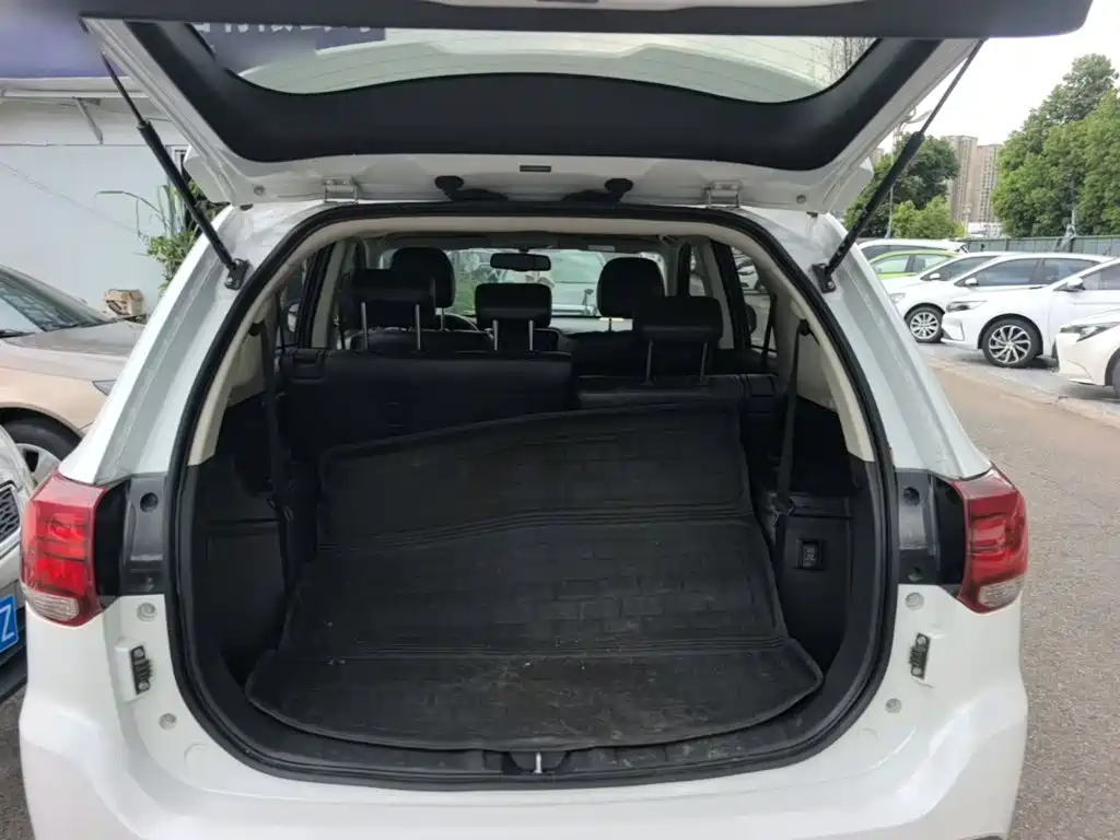 Mitsubishi Outlander — фото 19
