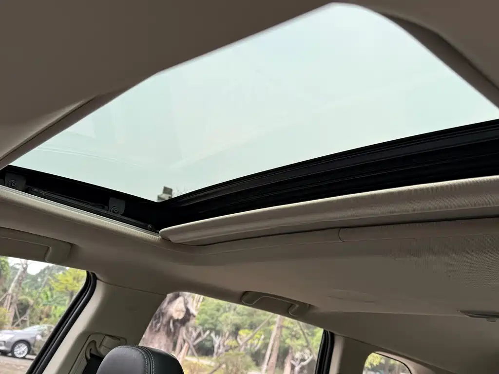 Mitsubishi Outlander — фото 15