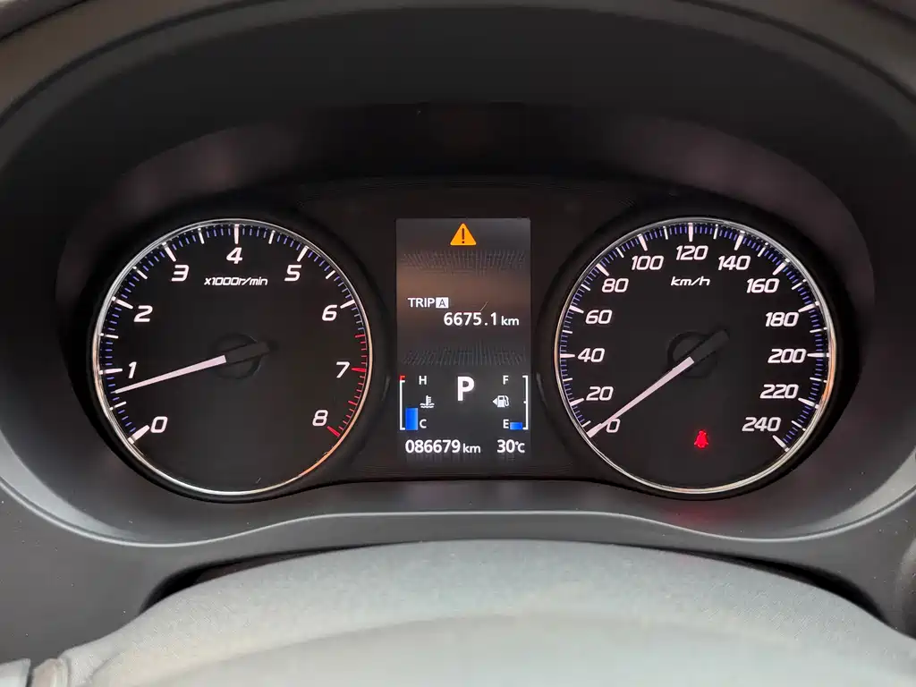 Mitsubishi Outlander — фото 19