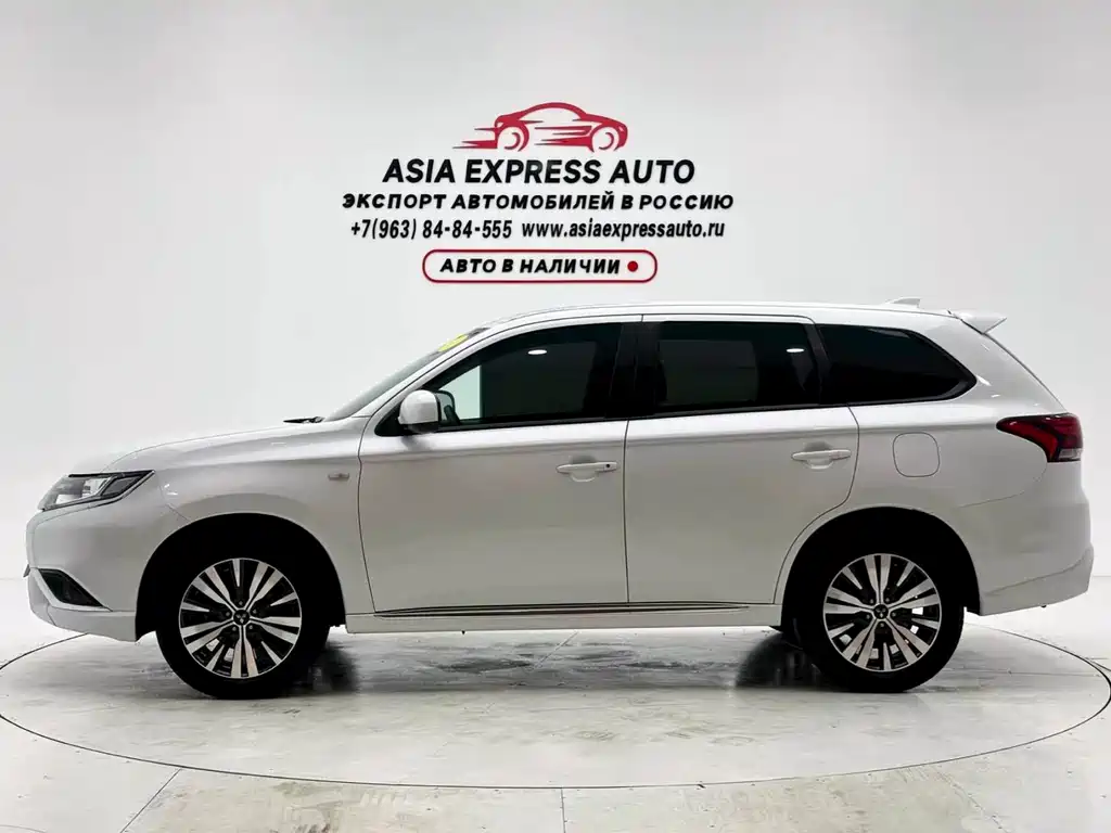 Mitsubishi Outlander — фото 6