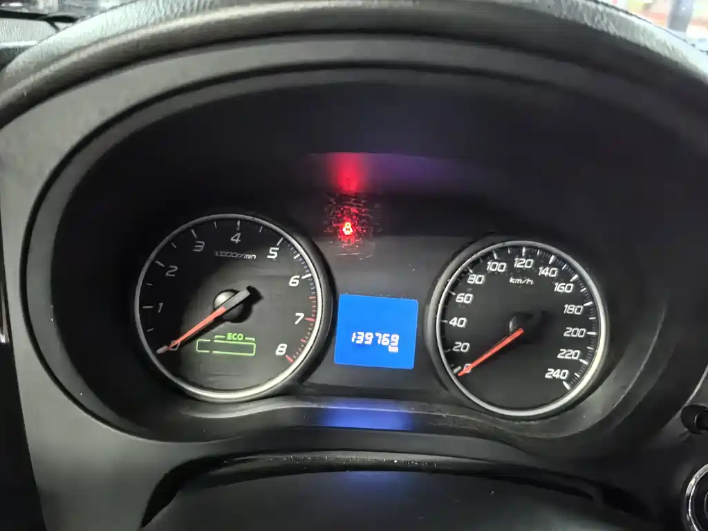 Mitsubishi Outlander — фото 10