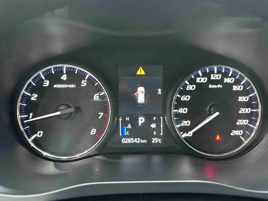 Mitsubishi Outlander — фото 10