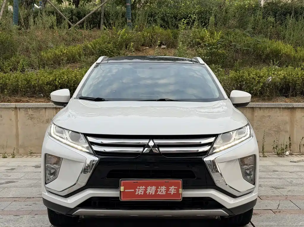 Mitsubishi Eclipse Cross — фото 3