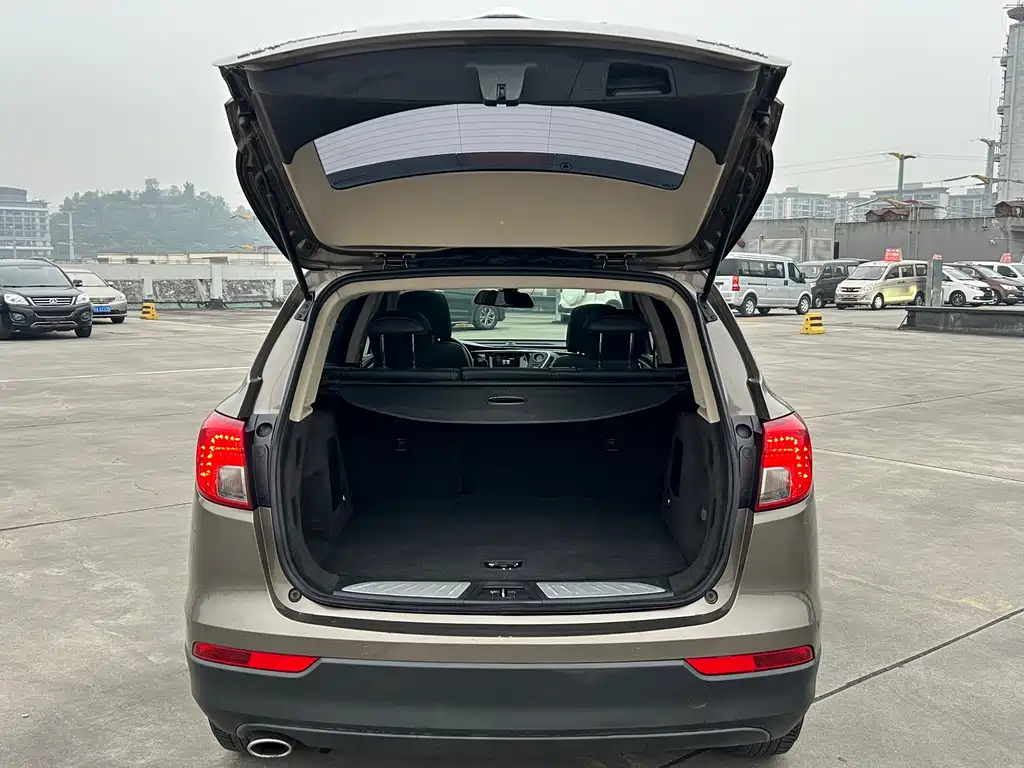 Buick Envision Plus — фото 15
