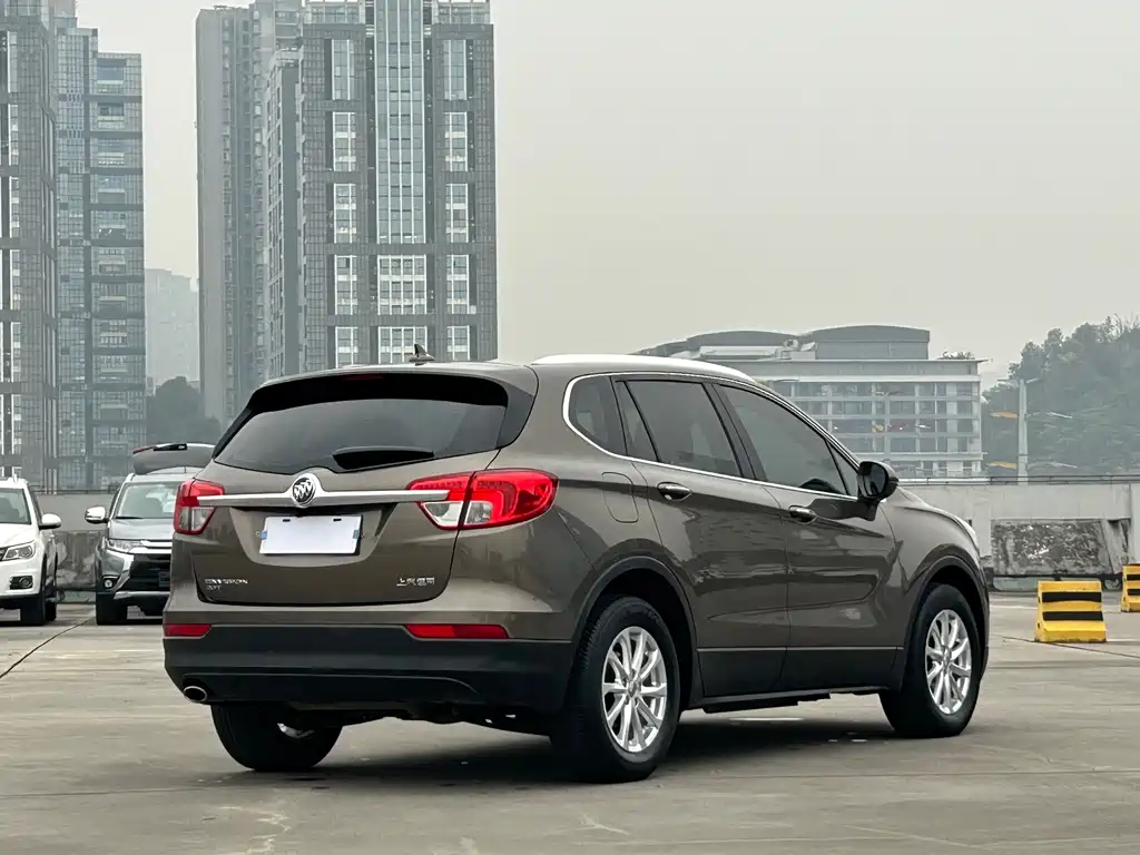Buick Envision Plus — фото 5