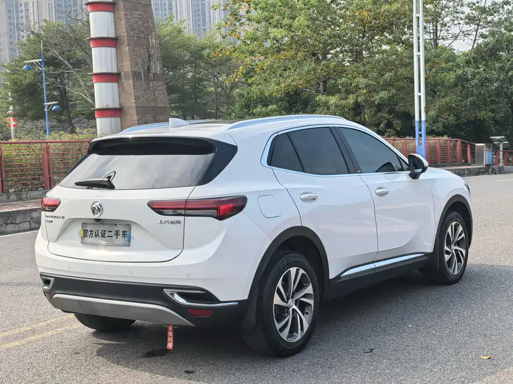Buick Envision S — фото 10